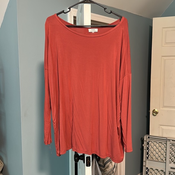 Flowy Top - Picture 2 of 4